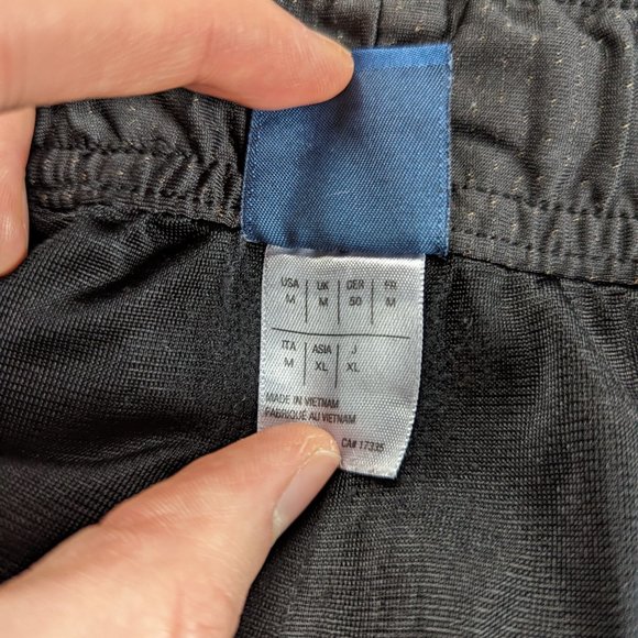 Silky Reebok Basketball Shorts - Picture 5 of 6